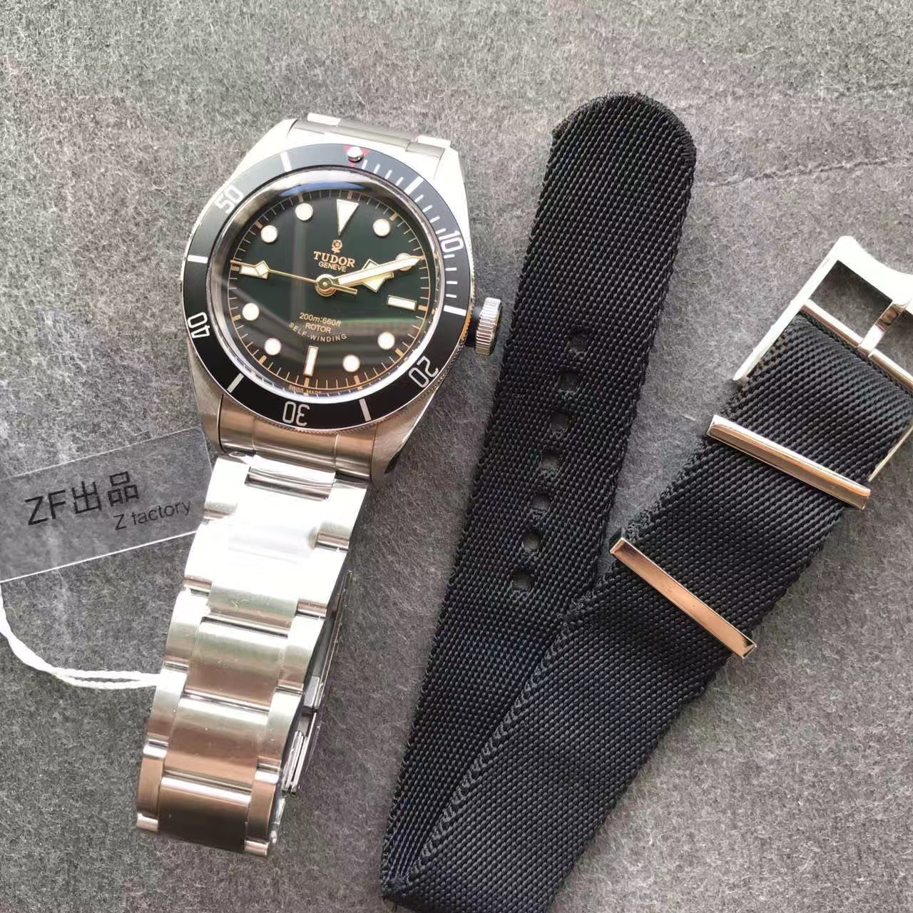 ZF帝舵碧湾Tudor Black Bay Blue 79220B老款小蓝花