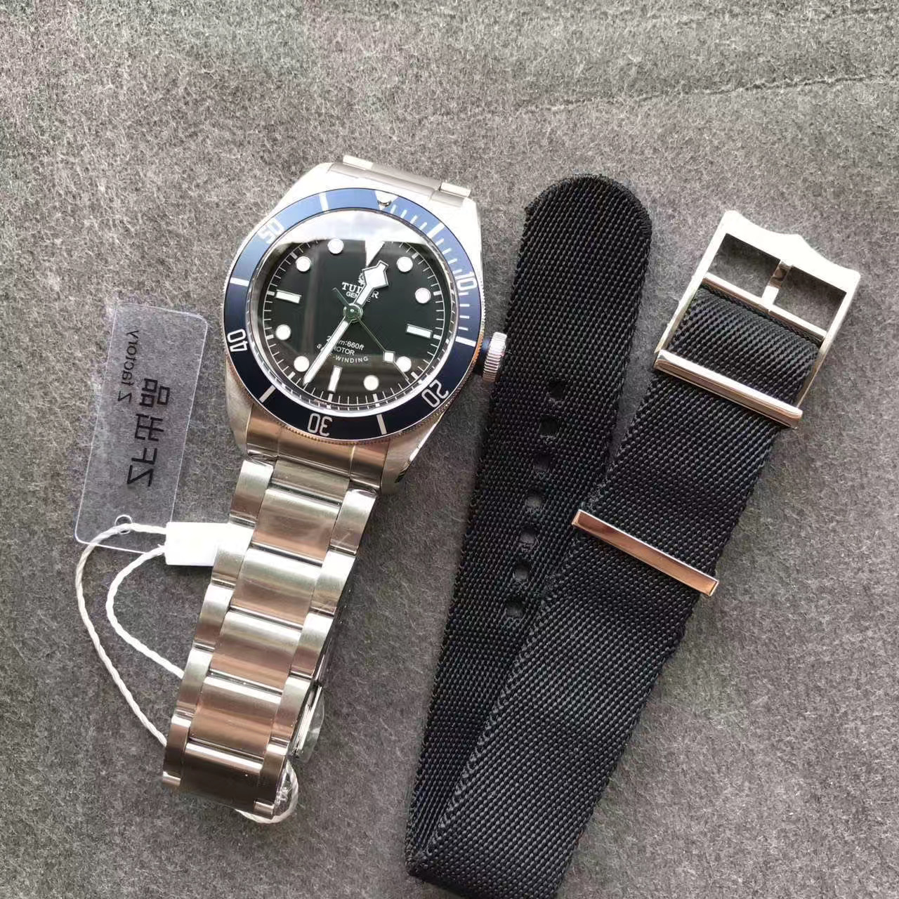 ZF帝舵碧湾Tudor Black Bay Blue 79220B老款小蓝花